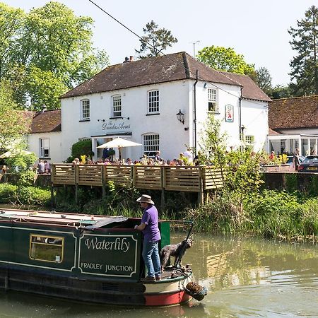 The Dundas Arms Hotel Kintbury Exterior foto